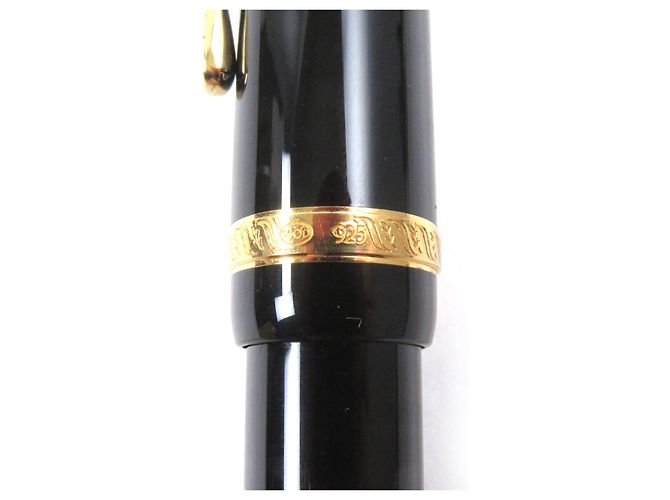 Pluma Montblanc Meisterstück Writers Series Au750 Edición Limitada - vista 9