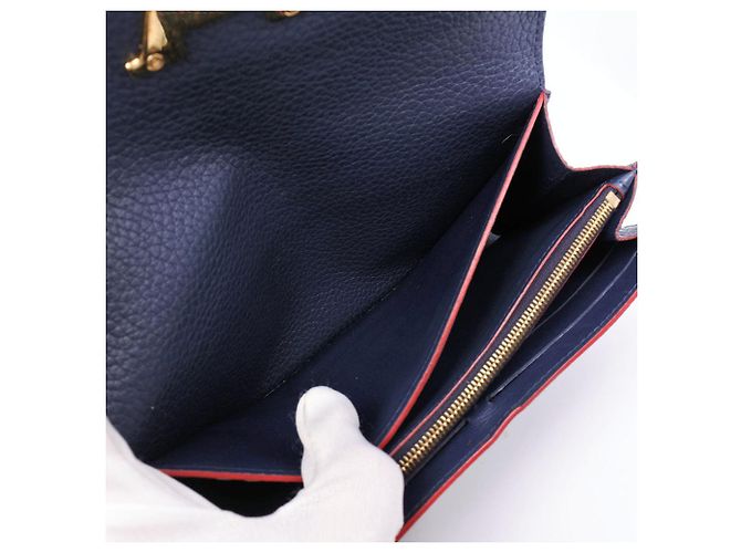 Cartera Larga Capucines Taurillon de Louis Vuitton Azul - vista 8
