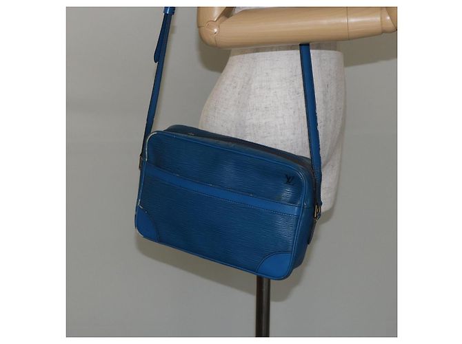 LOUIS VUITTON Bolsa de Ombro Epi Trocadero 27 Azul M52315 LV Auth 142606 - vista 23