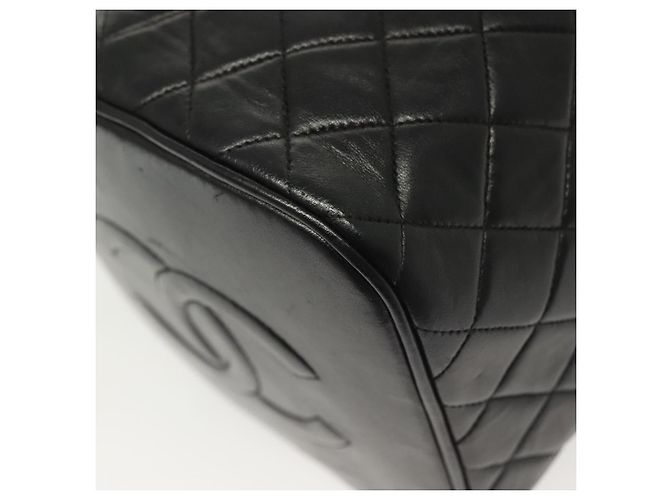 Vanity CHANEL Pochette Matelassé in Pelle di Agnello Nera Oro CC Auth 141905 Nero D'oro - vista 11