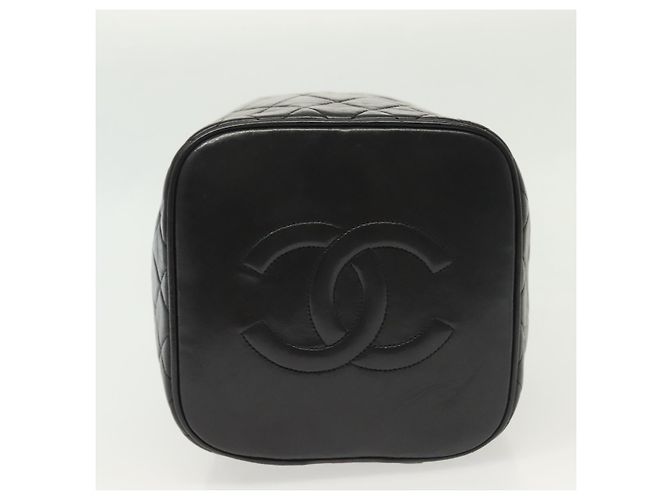Vanity CHANEL Pochette Matelassé in Pelle di Agnello Nera Oro CC Auth 141905 Nero D'oro - vista 9