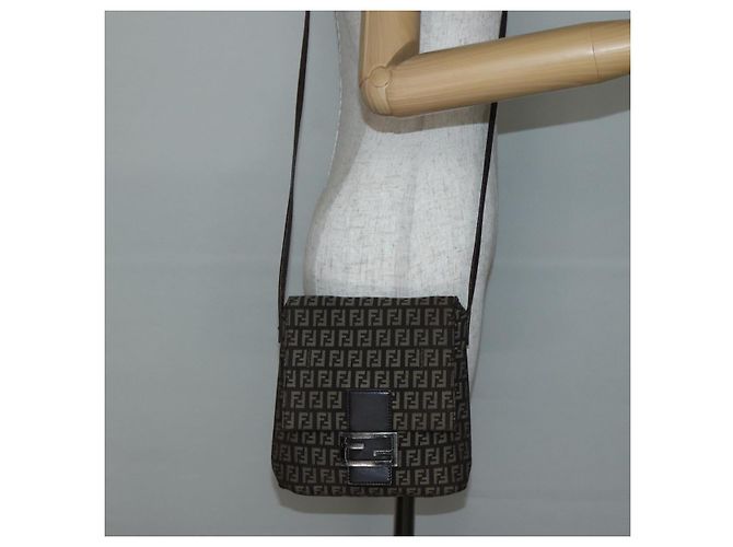 FENDI Zucchino Canvas Schultertasche Braun Auth bs29399 - Ansicht 22