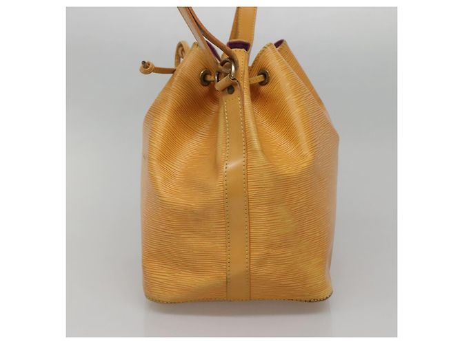 Noe LOUIS VUITTON Borsa a Spalla Petit Noé Epi Gialla M44109 LV Auth 141331 Giallo - vista 4