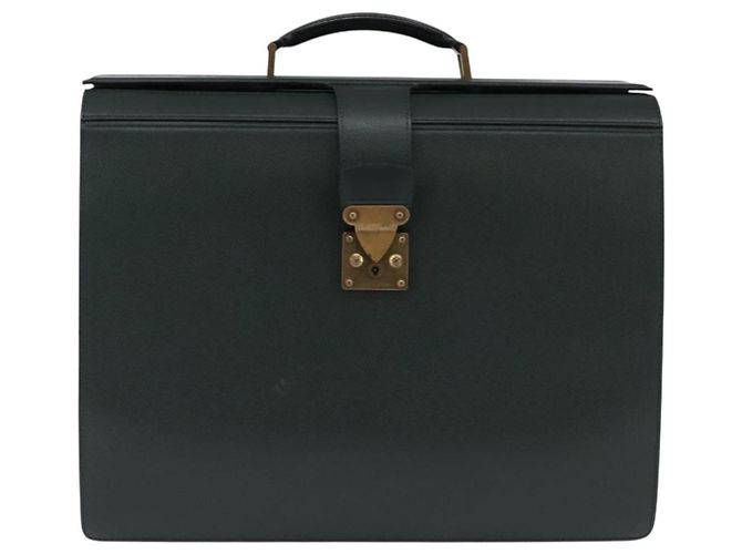LOUIS VUITTON Taiga Pilot Case Ural Borsa da Lavoro Épicea M30024 LV Auth 135245 - vista 13