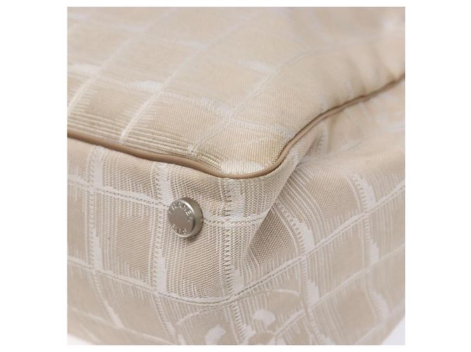 CHANEL Nova linha de viagem Bolsa de mão em nylon bege prata CC Auth 141486 - vista 12