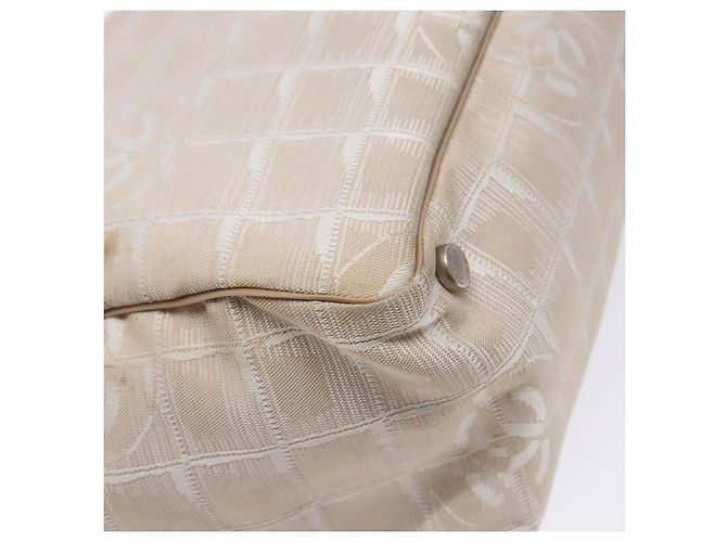 CHANEL Nova linha de viagem Bolsa de mão em nylon bege prata CC Auth 141486 - vista 13