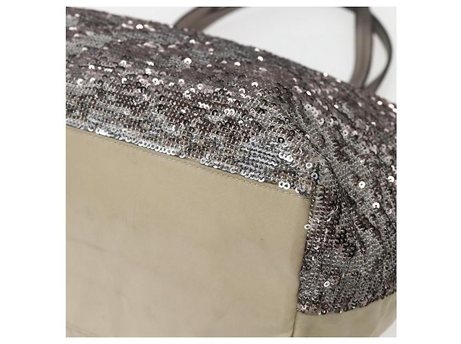 Borsa Tote Vala in Paillettes Argento Auth 142446 di Salvatore Ferragamo - vista 10