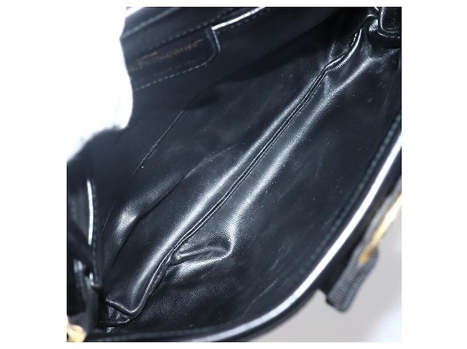 Borsa a Spalla Vala in Pelle Nera e Oro Auth BA6076 di Salvatore Ferragamo Nero D'oro - vista 16
