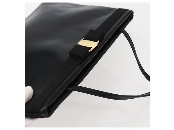 Borsa a Spalla Vala in Pelle Nera e Oro Auth BA6076 di Salvatore Ferragamo Nero D'oro - vista 6