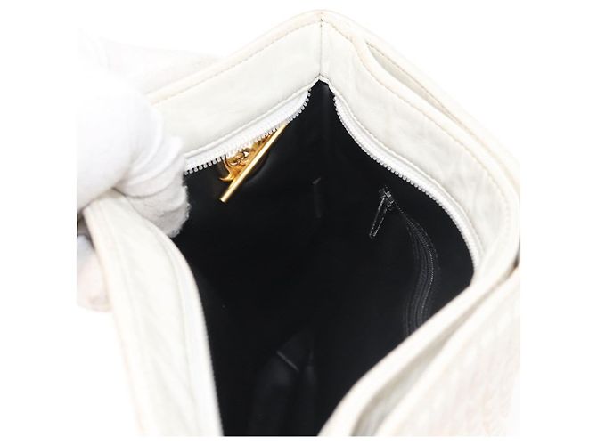 BALLY Borsa a Spalla a Catena in Pelle Bianca e Oro Auth BA5895 Bianco D'oro - vista 19