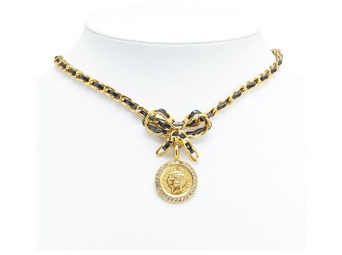Collana choker in strass vintage Chanel D'oro - vista 8