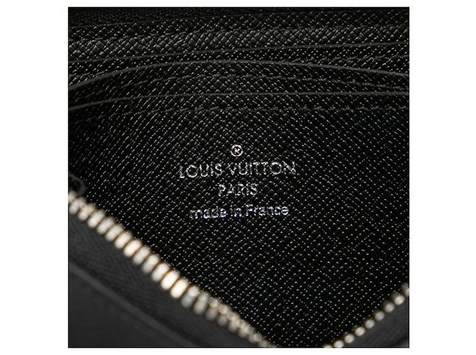 Porta-moedas Zippy em Taiga Louis Vuitton Preto Cinza - vista 9