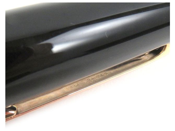 Stylo à bille Montblanc Meisterstückle Grand Twist Noir - vue 10