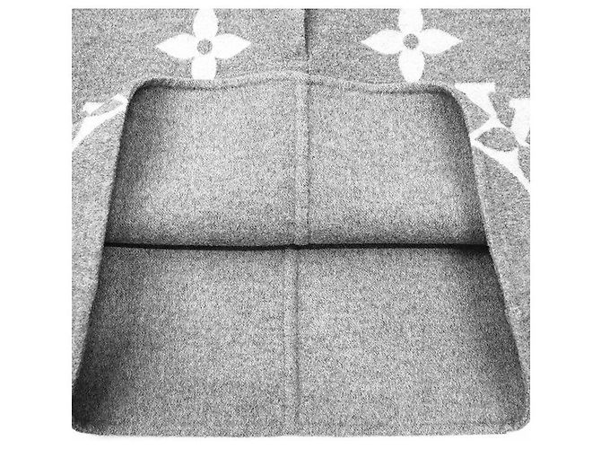 Jupe en laine et soie Monogram géant Louis Vuitton Gris - vue 8