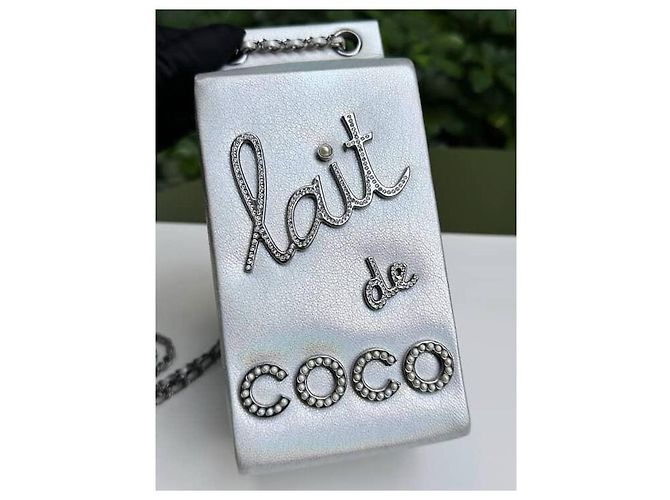 Chanel Borsa a cartone di latte Lait de Coco in pelle di capra argento iridescente Silver hardware - vista 11