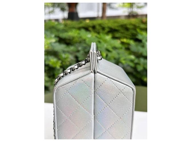 Chanel Borsa a cartone di latte Lait de Coco in pelle di capra argento iridescente Silver hardware - vista 9