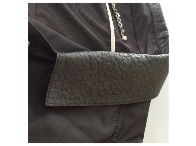 Louis Vuitton Black Quilted & Bull Leather Raincoat Jacket size 54 - view 10