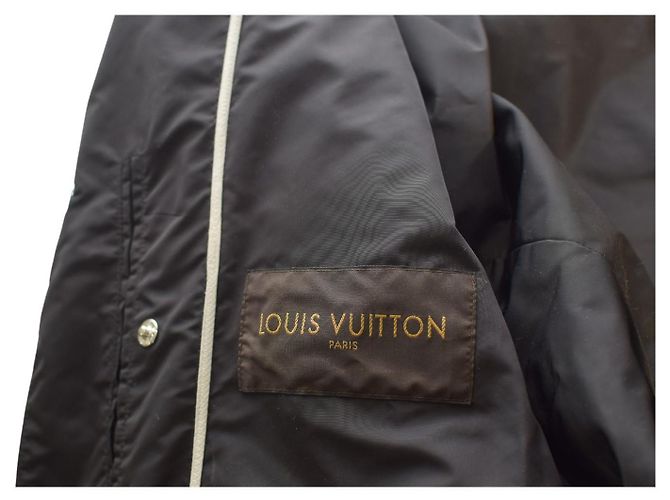 Louis Vuitton Black Quilted & Bull Leather Raincoat Jacket size 54 - view 4