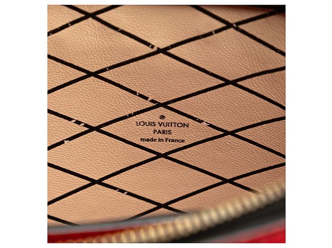 Clutch Trunk Epi Rosso Louis Vuitton - vista 5