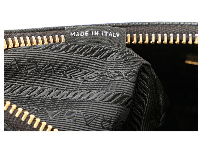Saffiano Bolso de hombro con placa de logo triangular Prada Negro - vista 8