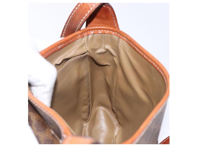 Céline Borsa a Spalla in Tela Macadam CELINE in Pelle PVC Marrone Oro Auth 141524 D'oro - vista 18