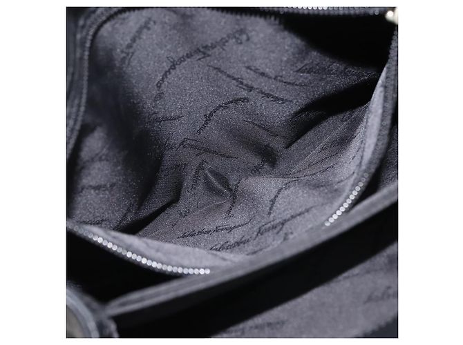 Borsa a Spalla Vala in Pelle Nera e Argento di Salvatore Ferragamo Auth BA6023 Nero - vista 23