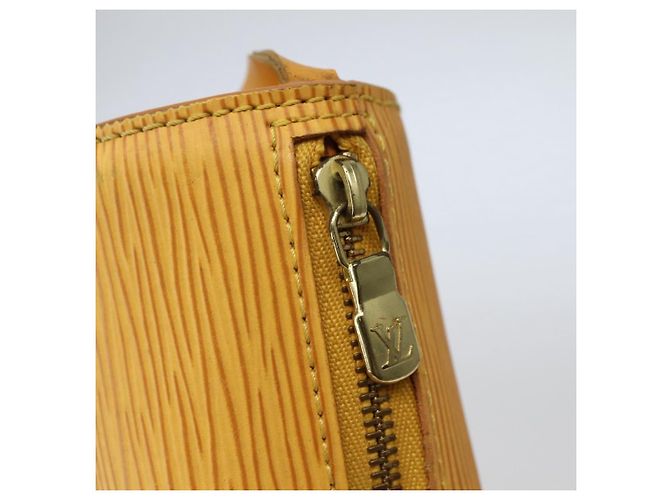 LOUIS VUITTON Pochette Soufflot Epi Gialla LV Auth 140980 Giallo - vista 10