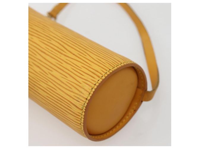 LOUIS VUITTON Pochette Soufflot Epi Gialla LV Auth 140980 Giallo - vista 15