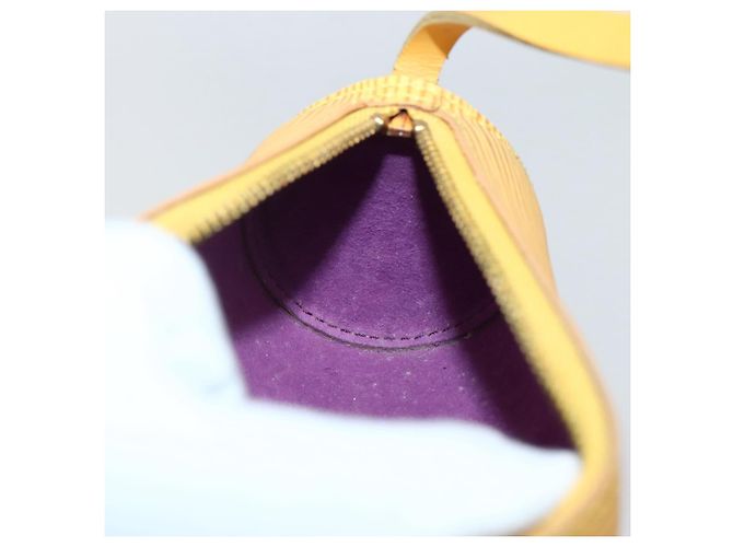 LOUIS VUITTON Pochette Soufflot Epi Gialla LV Auth 140980 Giallo - vista 19