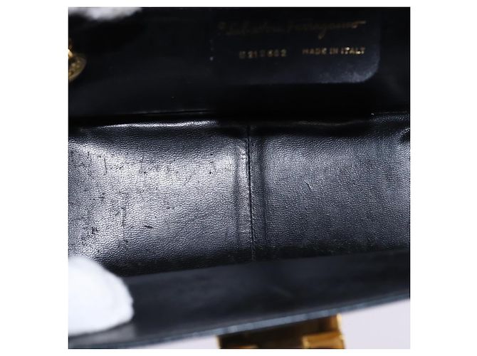 Borsa a mano in pelle Salvatore Ferragamo Gancini blu navy oro Auth 142667 - vista 18