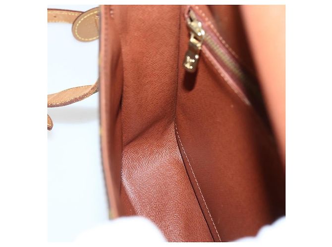 LOUIS VUITTON Borsa a Spalla Monogram Saint Cloud GM M51242 LV Auth 142717 Monogramma - vista 24