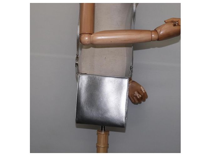 Borsa a Spalla Gancini in Pelle Salvatore Ferragamo Argento Auth bs29440 - vista 18