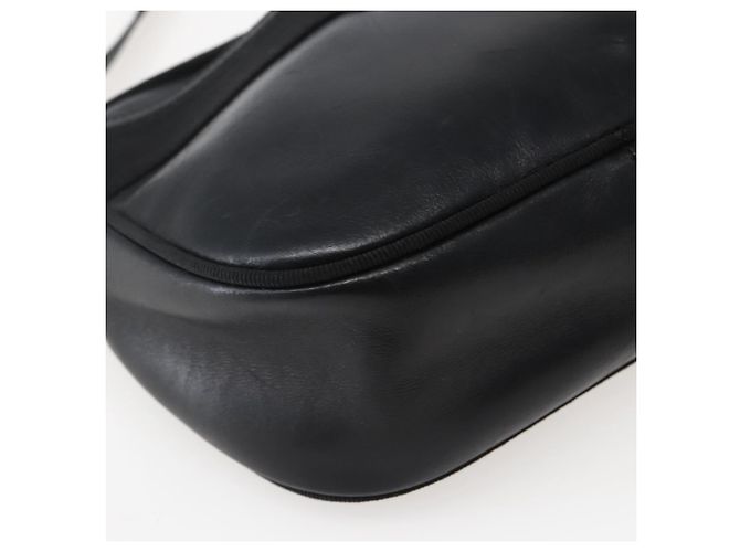 Borsa a Spalla Vala in Pelle Nera e Oro Salvatore Ferragamo Auth BA5848 Nero D'oro - vista 11