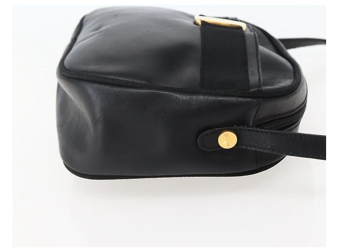 Borsa a Spalla Vala in Pelle Nera e Oro Salvatore Ferragamo Auth BA5848 Nero D'oro - vista 5