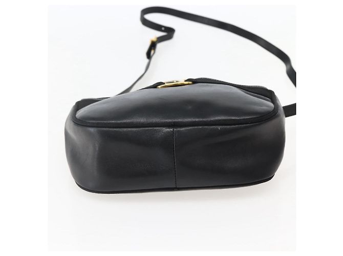 Borsa a Spalla Vala in Pelle Nera e Oro Salvatore Ferragamo Auth BA5848 Nero D'oro - vista 9