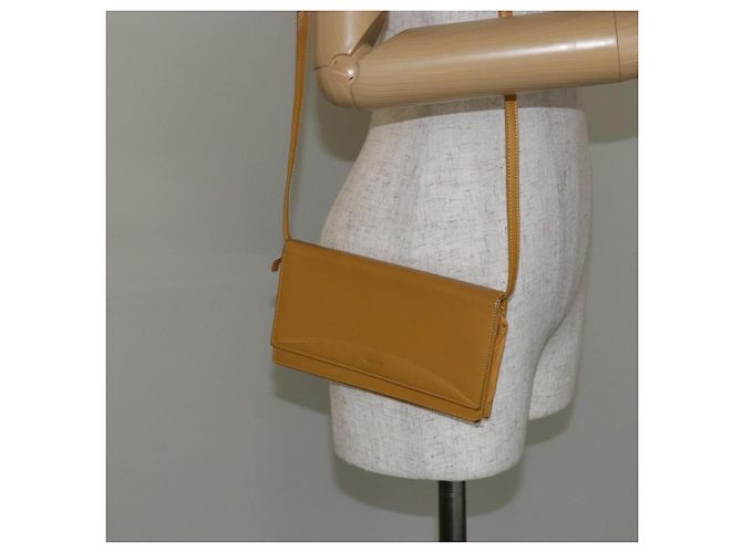 LOEWE Borsa a Spalla in Pelle Gialla Auth SW1530 Giallo - vista 23