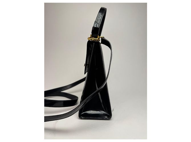 Céline Vintage Celine Paris 2-Wege Handtasche aus schwarzem Lackleder - Ansicht 4