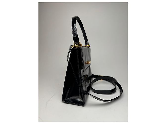 Céline Vintage Celine Paris 2-Wege Handtasche aus schwarzem Lackleder - Ansicht 8
