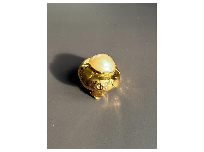 Chanel Vintage Ohrclips – Goldmetall & Barockperle Golden Creme - Ansicht 4
