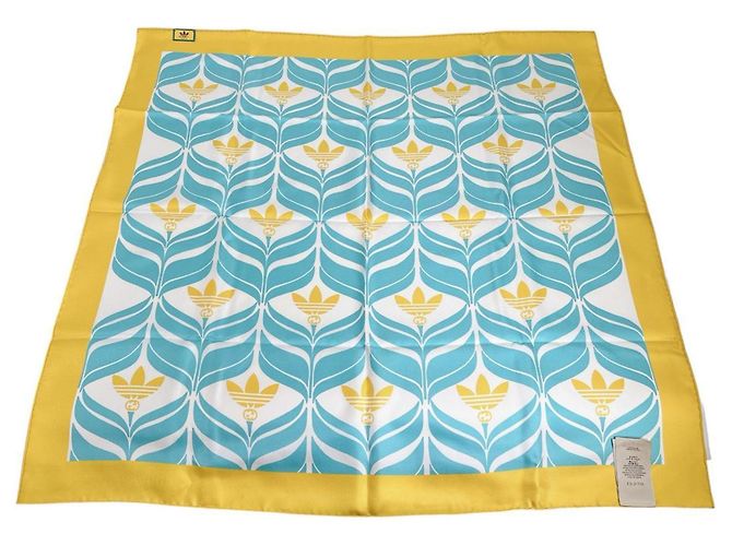 Foulard in seta Gucci blu e giallo - vista 3