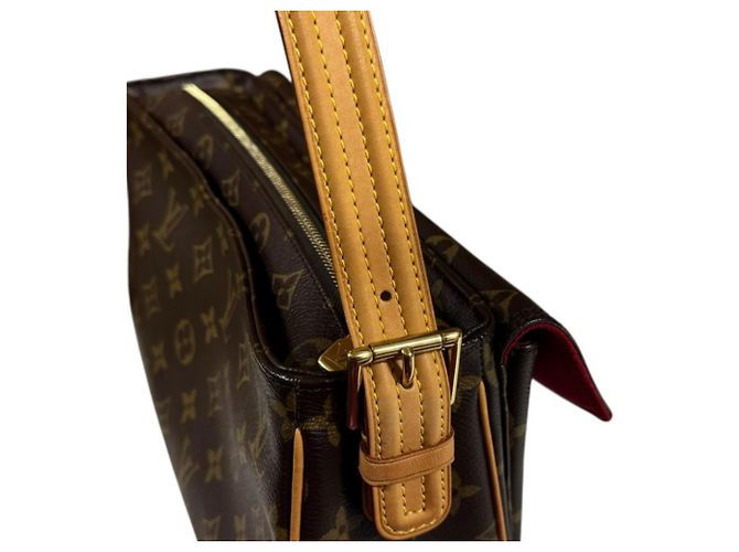 Borsa a Spalla Monogram Viva Cite MM di Louis Vuitton Marrone - vista 11
