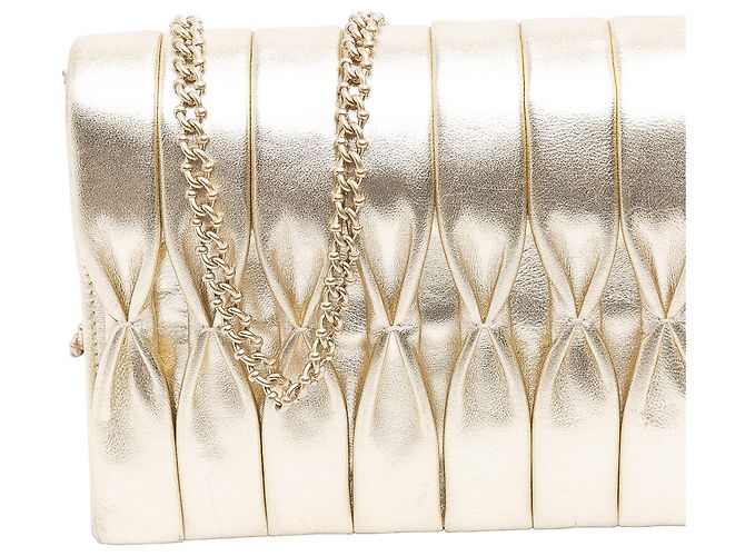Chanel Gold CC Metallic Plissierter Lammleder Schultertasche mit Kette - Ansicht 9