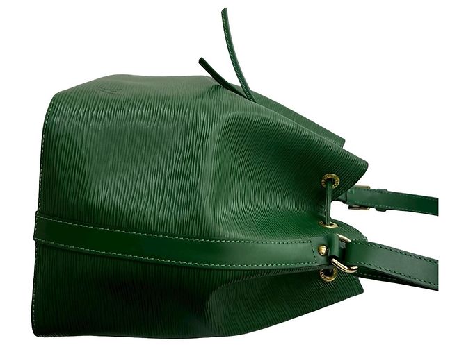 Noe Sac à main Petit Noé en cuir Epi Louis Vuitton Vert - vue 6