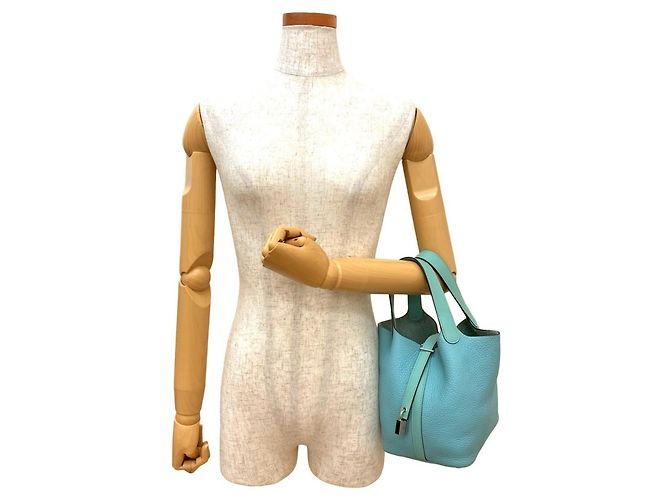Bolso Hermès Picotin Lock PM en azul claro - vista 2
