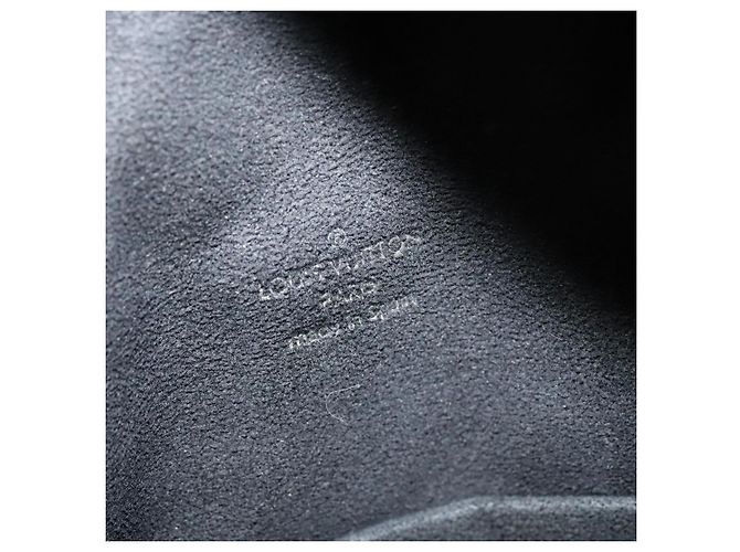 Louis Vuitton Clarkson Messenger Monogram Shadow Leather Nero - vista 6