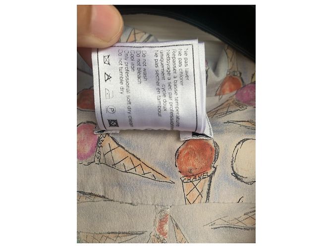 Bluse mit Eiscremecone-Druck Chanel Resort 2004 Jennie Blackpink Mehrfarben - Ansicht 14