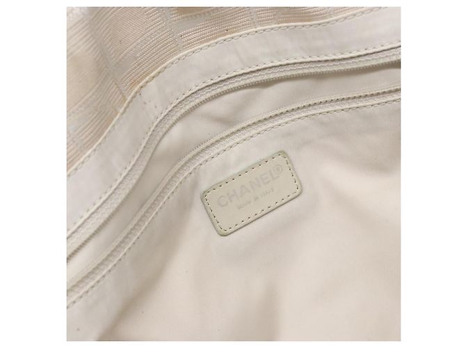 CHANEL Nuova linea da viaggio Borsa a mano in nylon beige argento CC Auth 141510 - vista 15