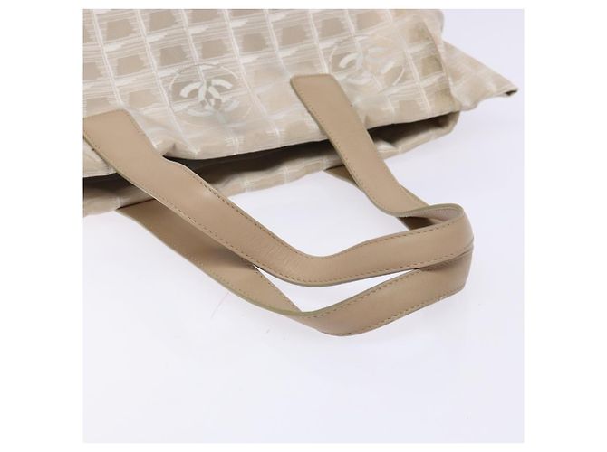 CHANEL Nuova linea da viaggio Borsa a mano in nylon beige argento CC Auth 141510 - vista 7