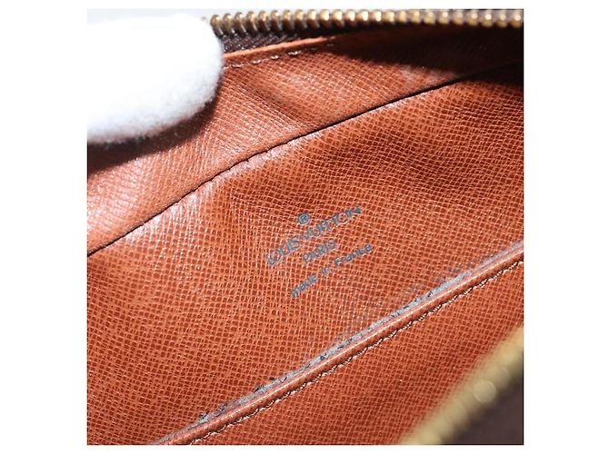LOUIS VUITTON Pochette Compiegne 23 M51847 LV Auth BA5982 Monogramma - vista 17