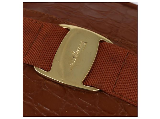 Borsa a Spalla Vala in Pelle Marrone Oro Auth BA5869 di Salvatore Ferragamo D'oro - vista 14